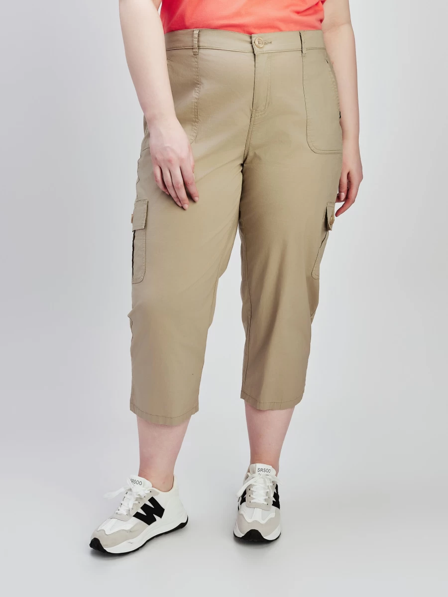 Claire France Women's Straight Semi-Fitted Capri Pants