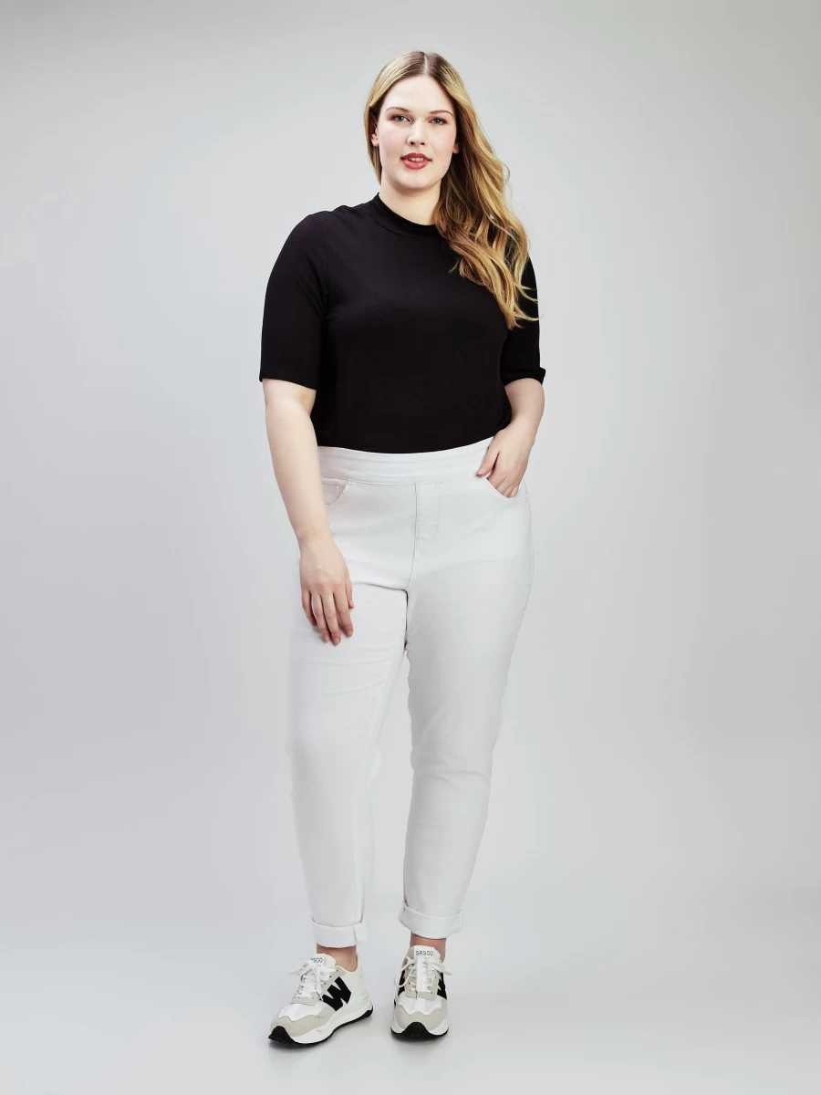 Women's Slim Fit Stretch Pull-On Jeans by Claire France - Comfortable Semi-Fitted Denim Pants