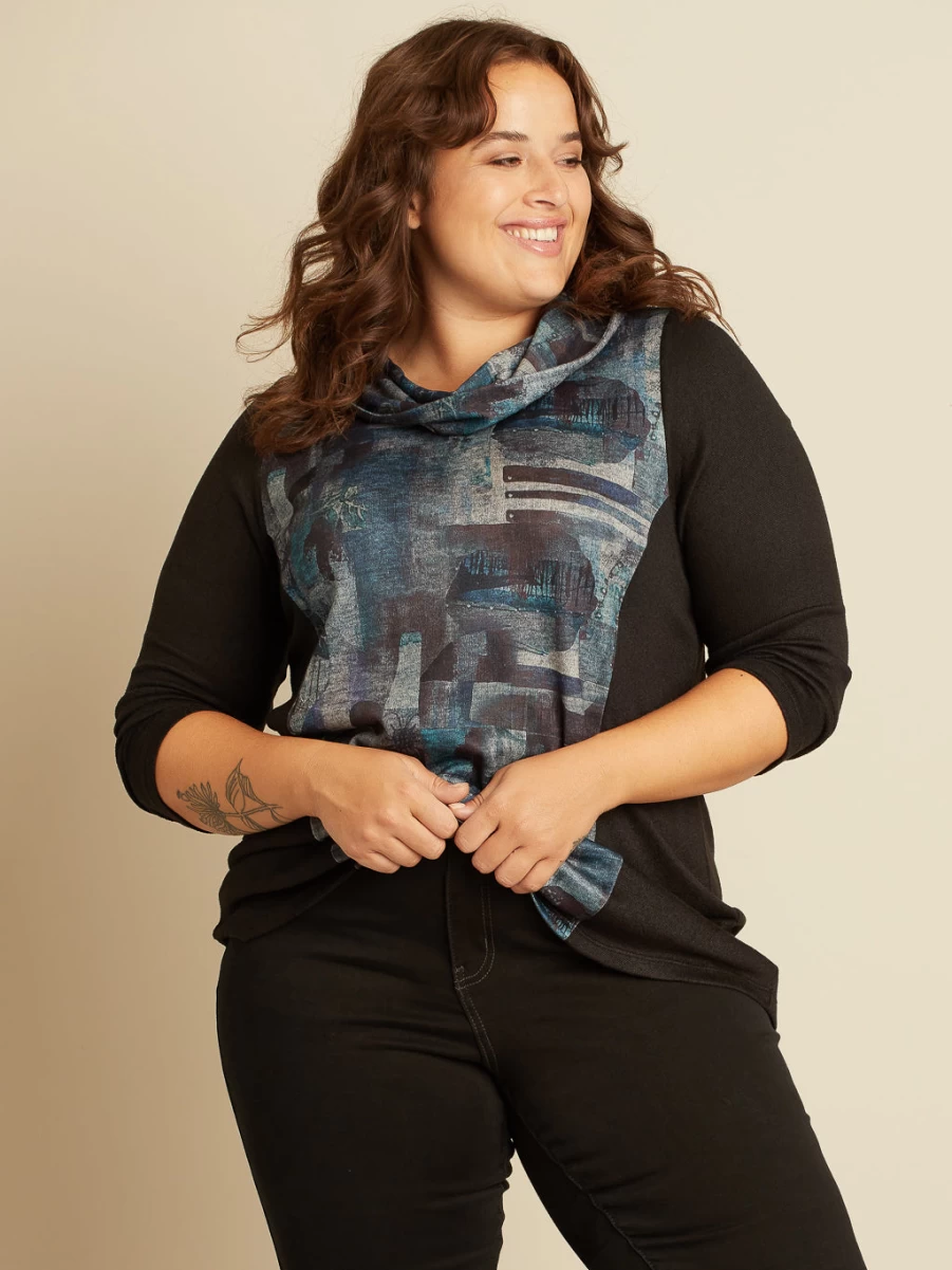 "Claire France Women's Long-Sleeve Semi-Fitted Cotton T-Shirt"