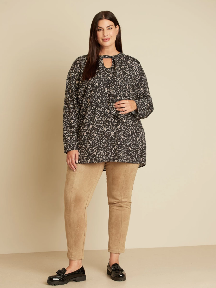 "Claire France Women's Long-Sleeve Semi-Fitted Blouse – Elegant Tops for Women"