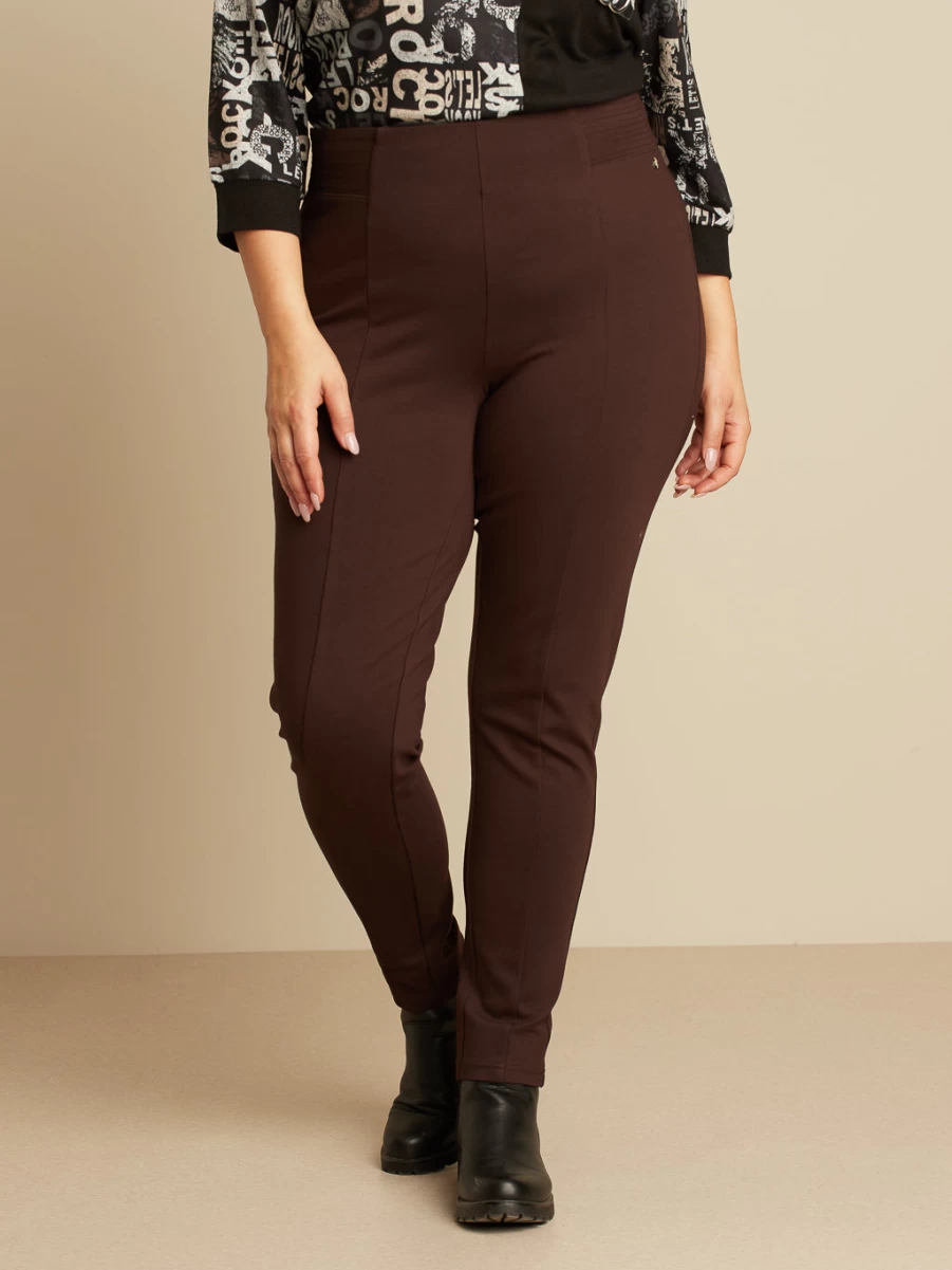 "Claire France Women's High-Quality Leggings for Comfort & Style"