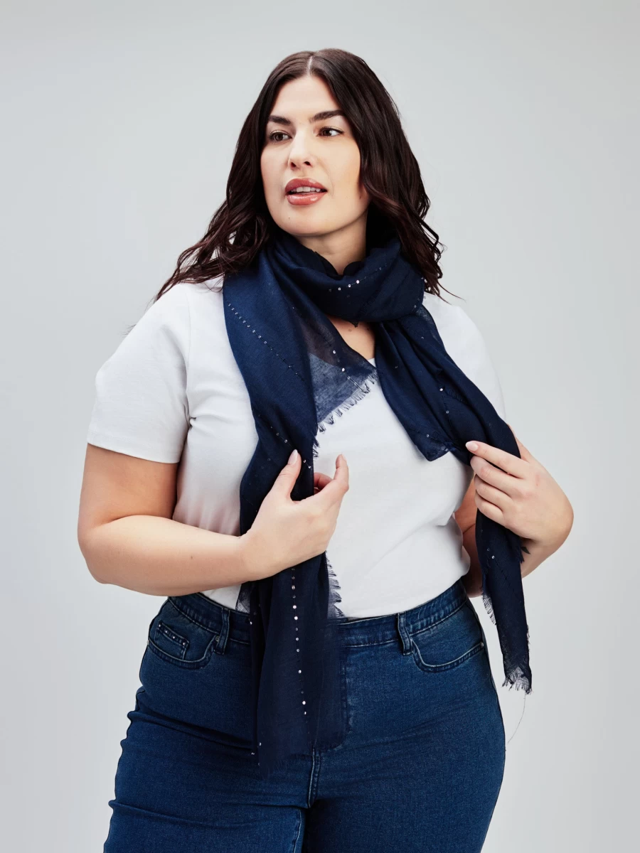 "Claire France Women's Fashion Scarf – Elegant & Soft Winter Accessory"
