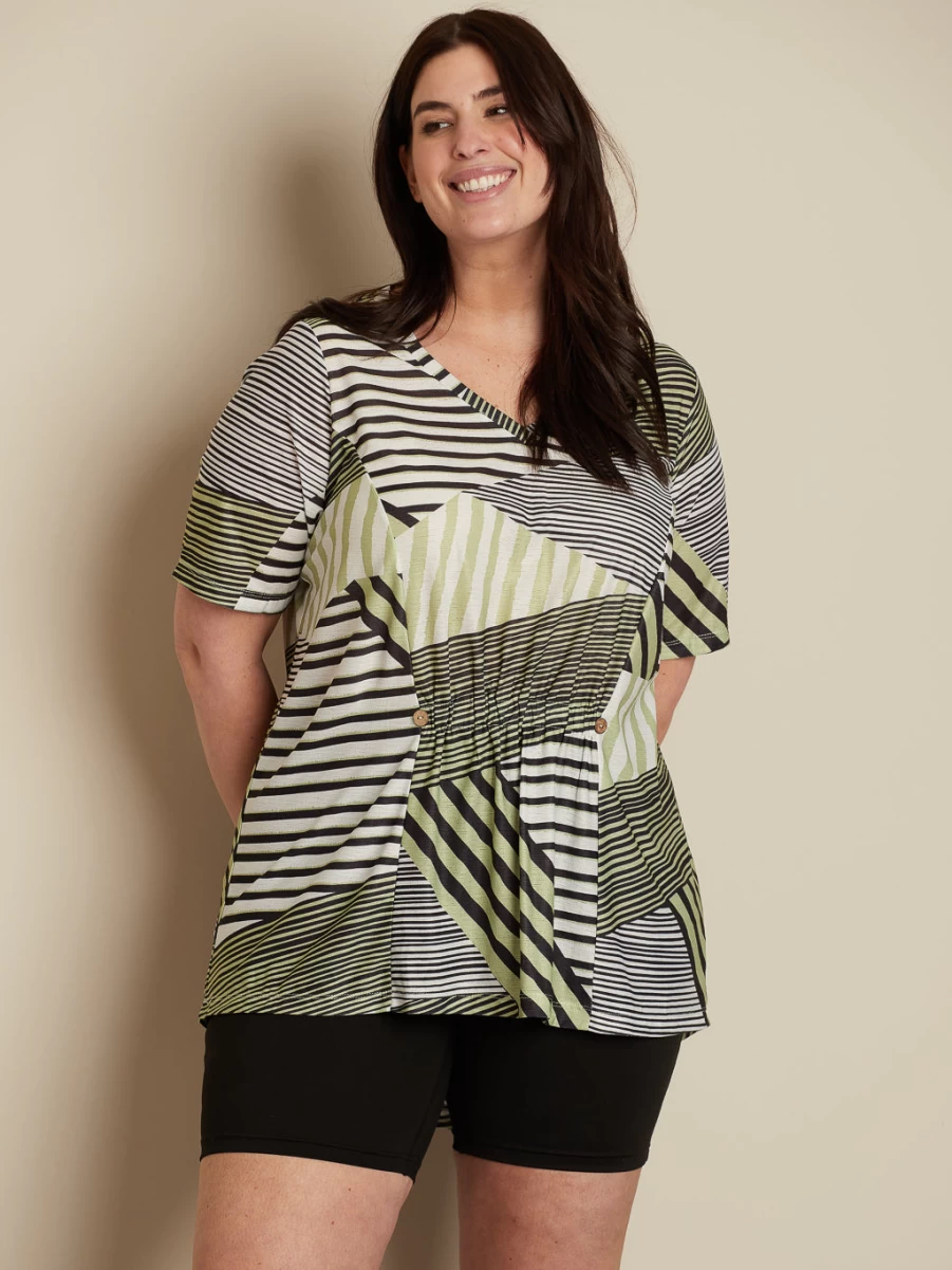 "Claire France Women's Short-Sleeve Flared Tunic Top"