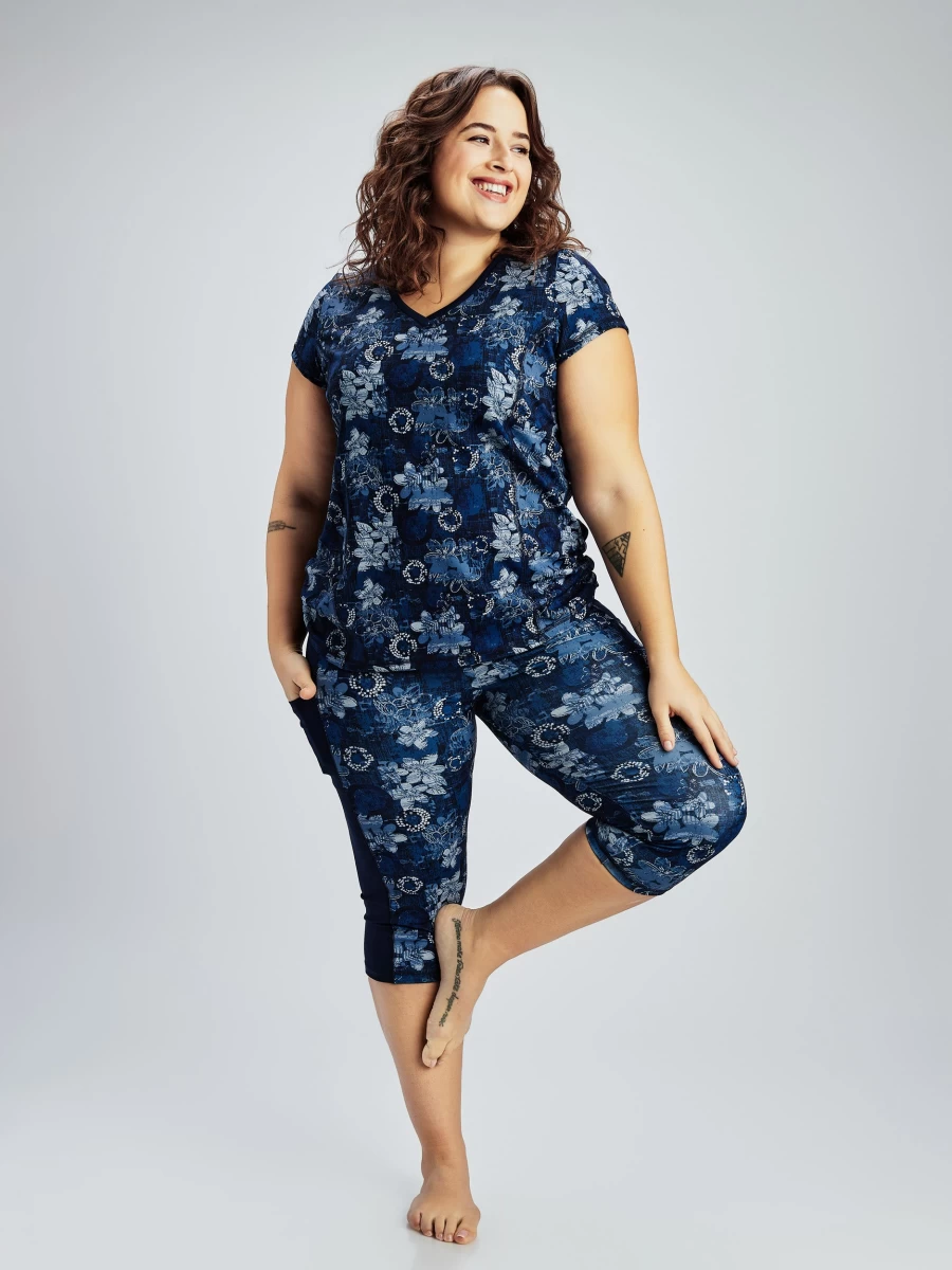 "Véro par Véronique Cloutier Women's Yoga Capri Pants for Comfort & Flexibility"