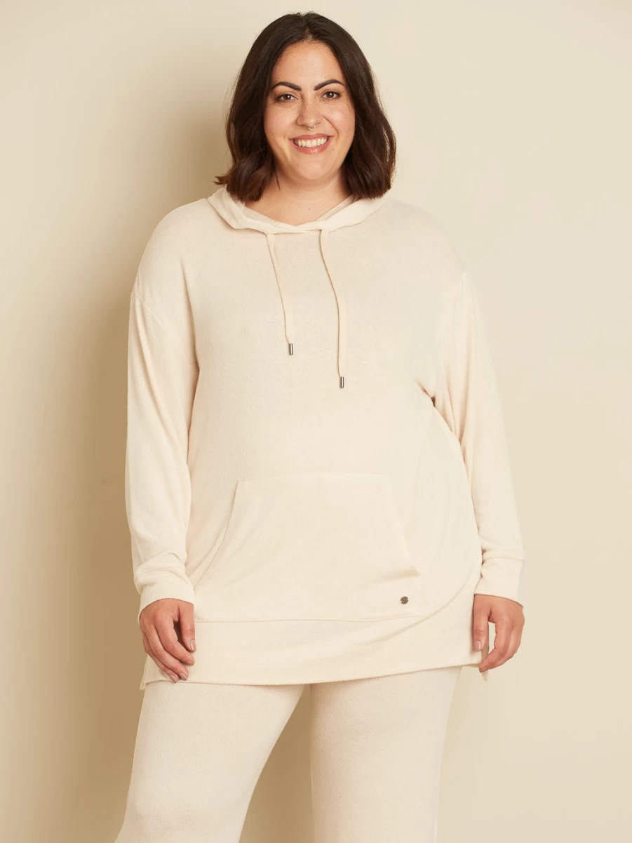 "Véro par Véronique Cloutier Women's Lounge Top - Comfortable & Stylish Casual Wear"