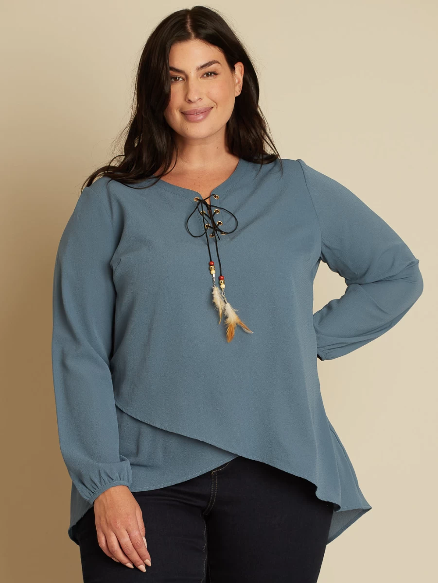 Véro par Véronique Cloutier Women's Long-Sleeve Semi-Fitted Blouse for Elegant Office Wear