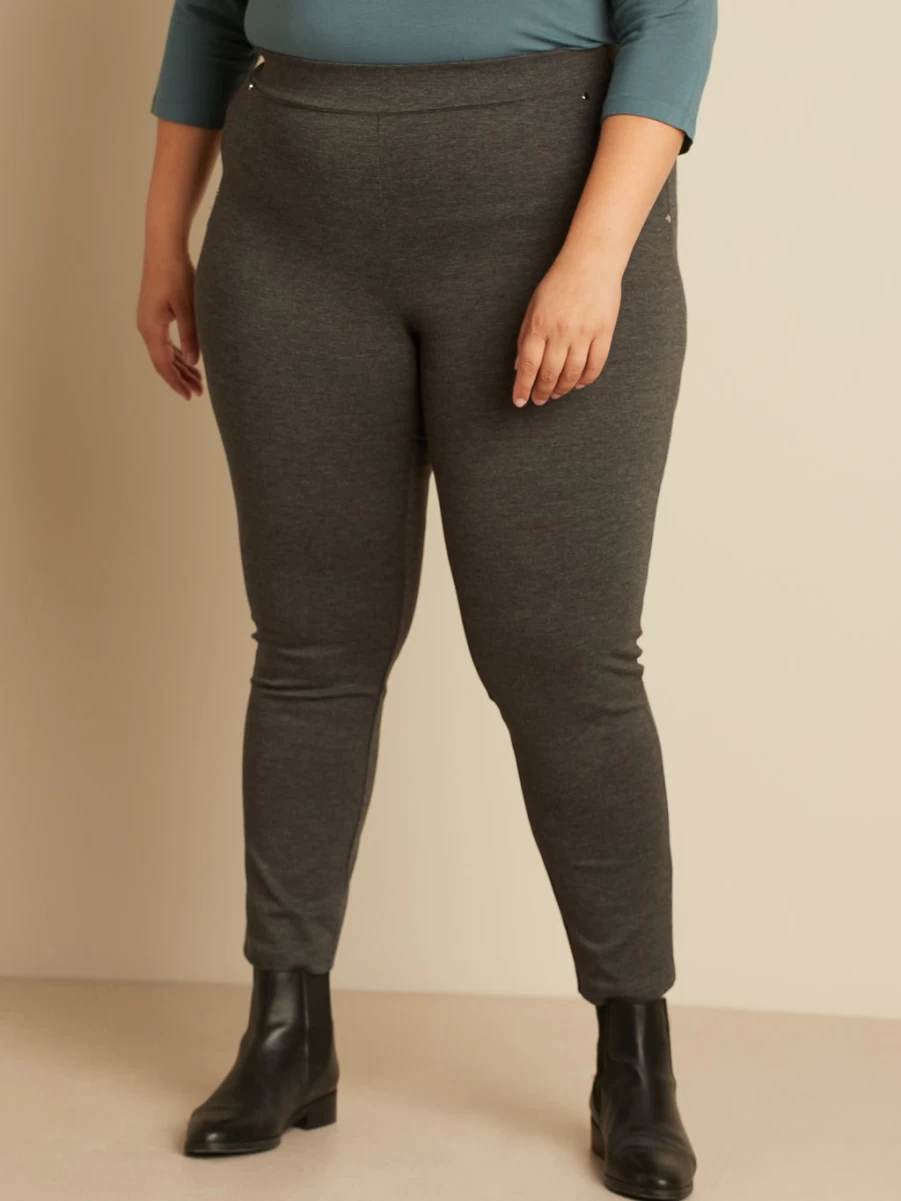 Véro par Véronique Cloutier Women's Pull-On Fitted Knit Pants - Stretch Comfort & Stylish Fit