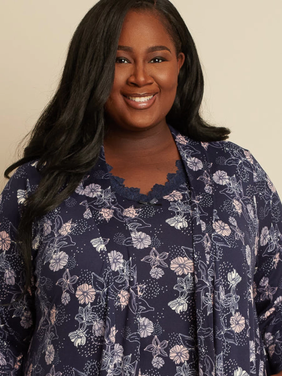 "Véro par Véronique Cloutier Women's Luxurious Bathrobe for Ultimate Comfort"