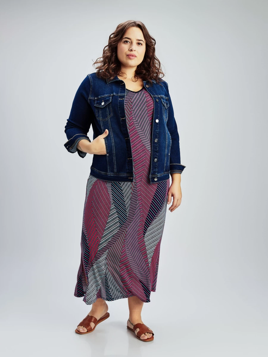 "Claire France Women's Slim-Fit Long Sleeve Denim Jacket"