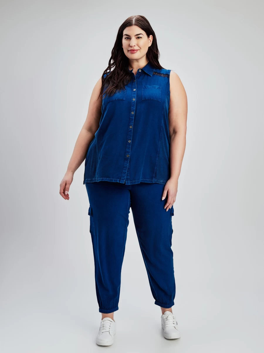"Claire France Women's Sleeveless Semi-Fitted Button-Up Blouse"