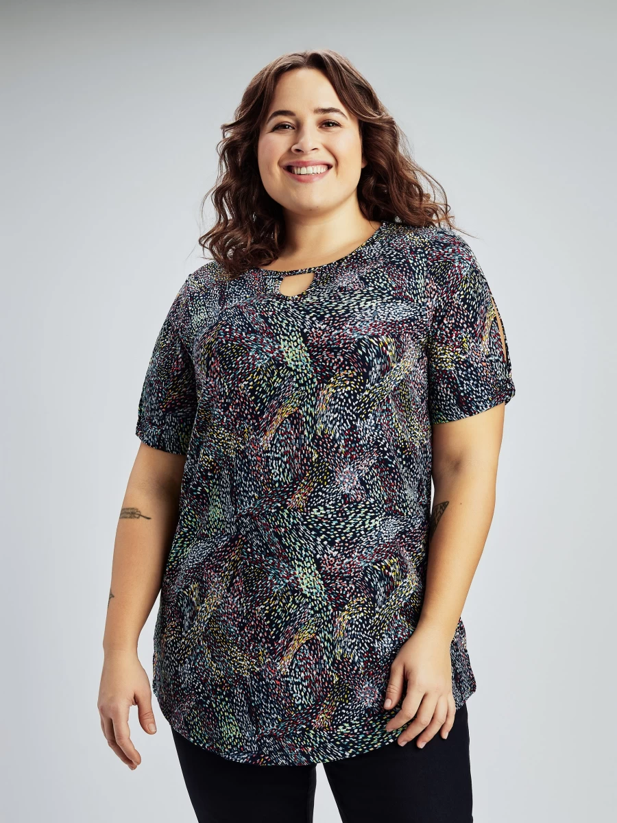 "Claire France Women's Short-Sleeve Semi-Fitted Tunic Top"