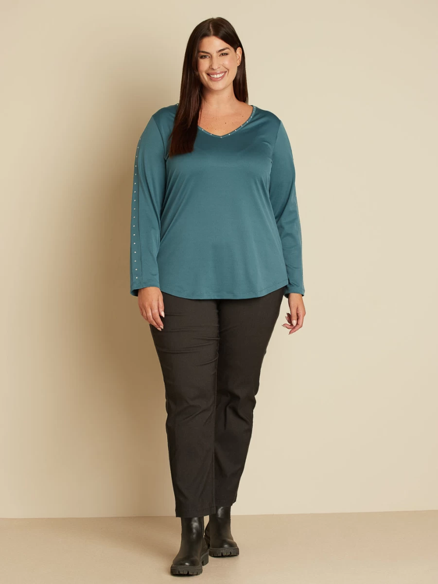 Women's Long-Sleeve Semi-Fitted T-Shirt by Véro par Véronique Cloutier